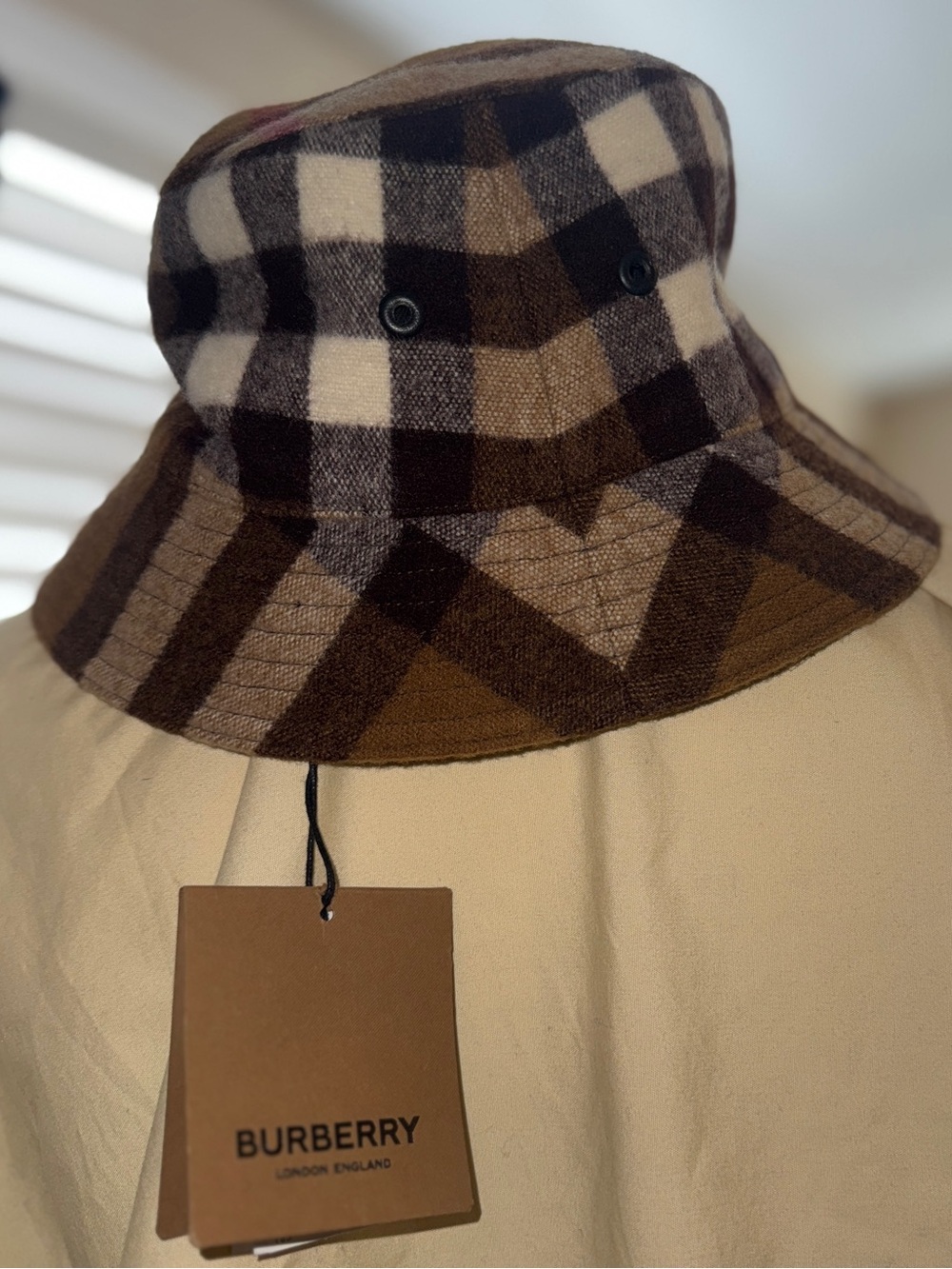 Burberry Brown Plaid Bucket Hat View 4